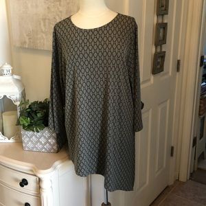 CHICOS EASYWEAR  SZ 3 TOP